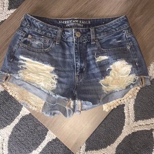 American Eagle High-Rise Festival Shorts